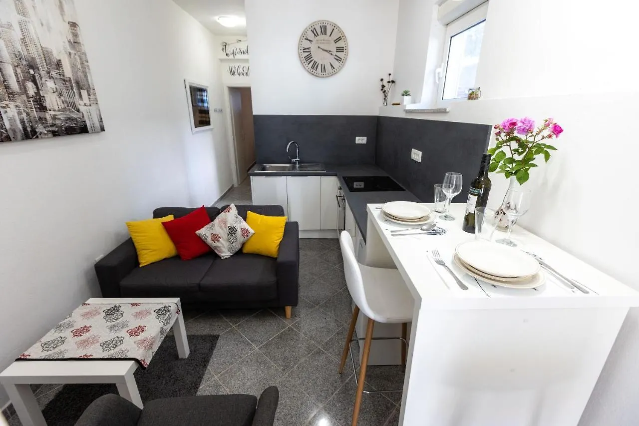Apartment Grey Stone Zadar